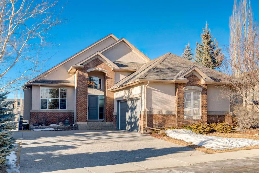 Photo of 79 Discovery Ridge Park SW, Calgary, AB T3H 5G4 (MLS # A2282480)