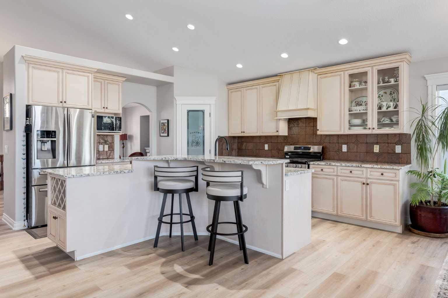 79 Discovery Ridge Park SW