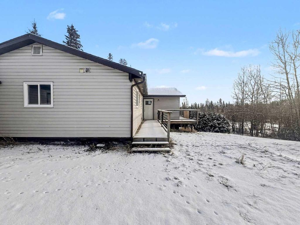 Photo of 57 Poplar Crescent, Gregoire Lake Estates, AB T9H 5S1 (MLS # A2287606)