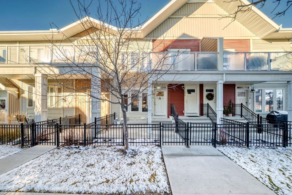 Photo of 172 AUBURN MEADOWS Walk SE, Calgary, AB T3M 2E7 (MLS # A2271968)