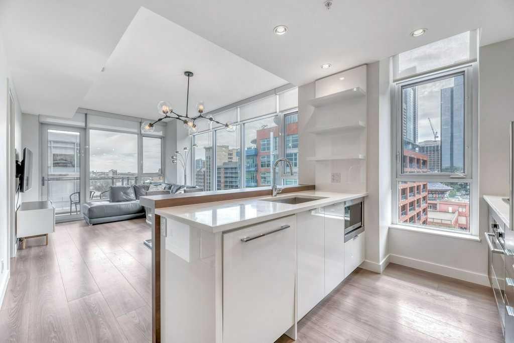 108 Waterfront Court SW 908