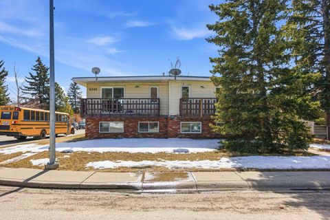 Photo of 6333/6335 24th Avenue NE, Calgary, AB T1Y 2C5 (MLS # A2301962)