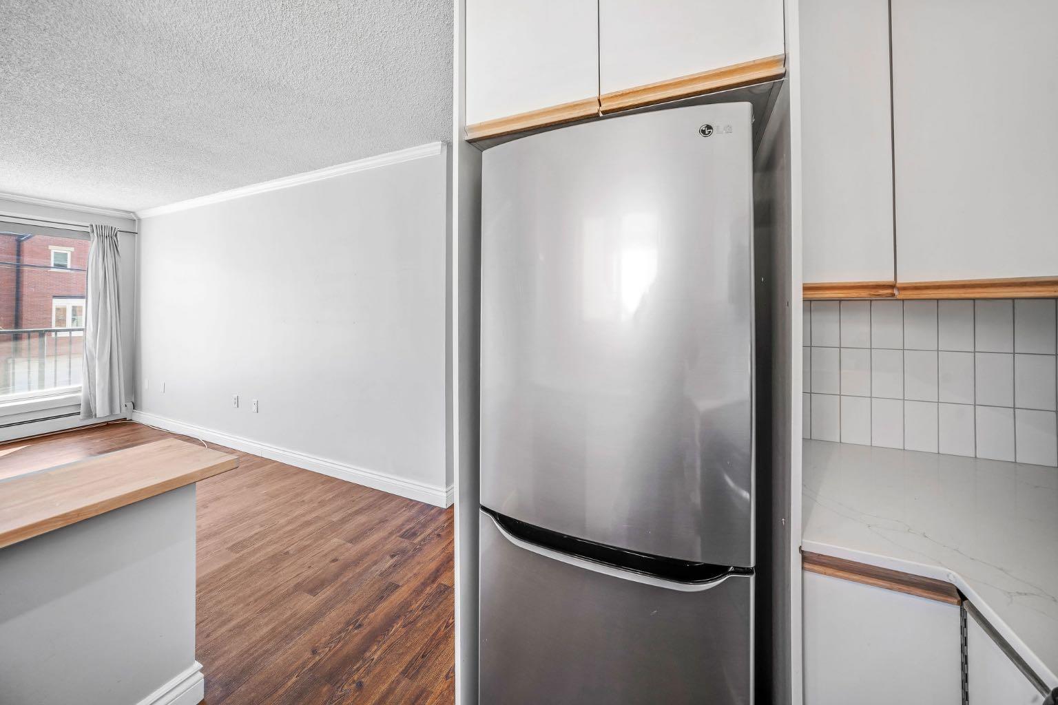 808 Royal Avenue SW 207