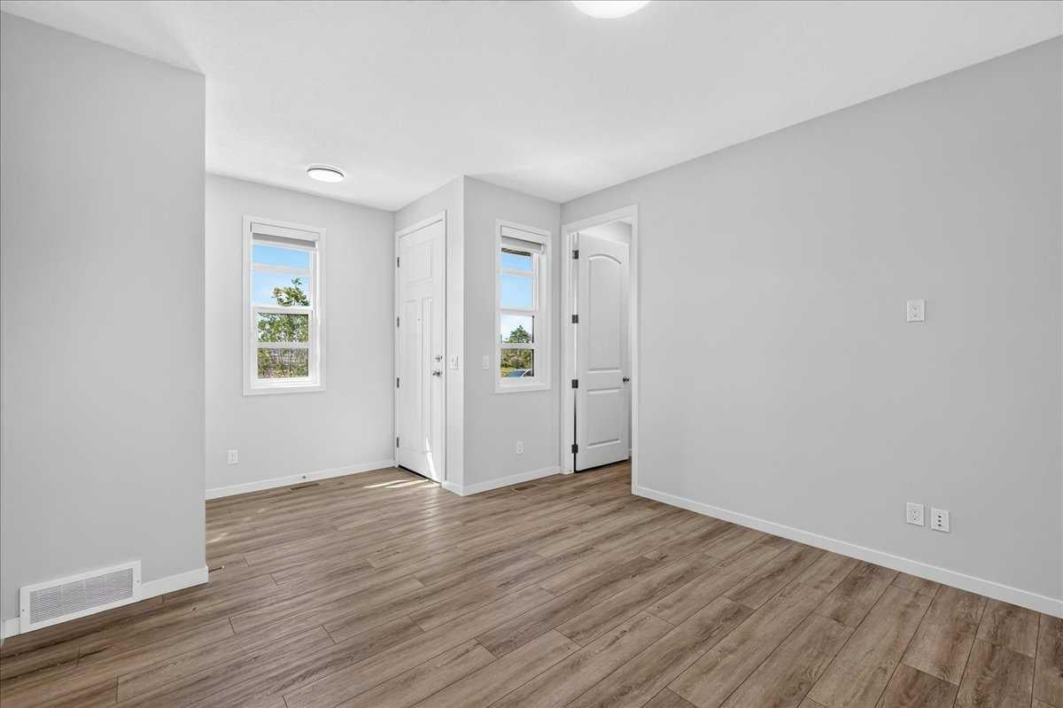 128 Setonstone Manor SE