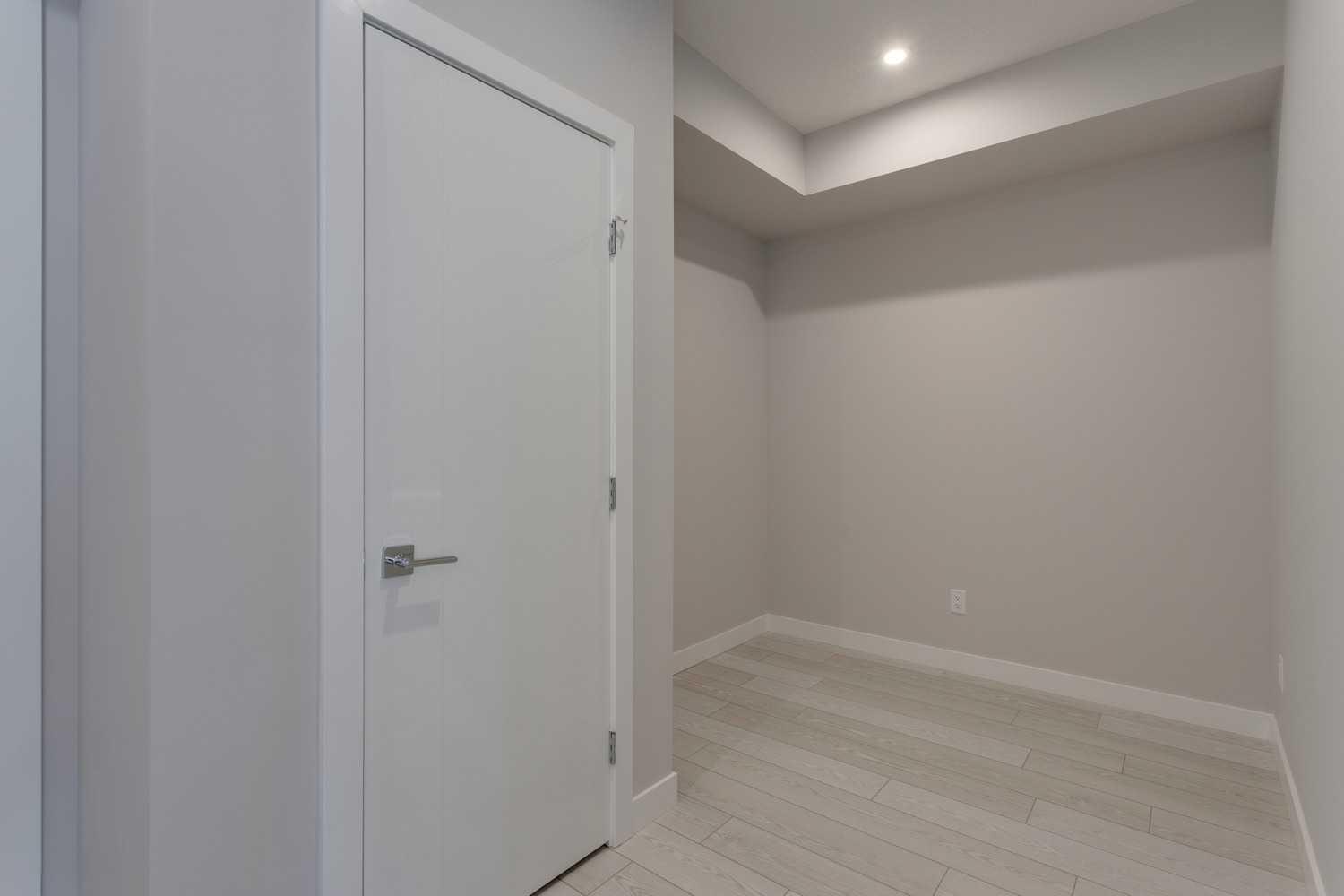 8370 Broadcast Avenue SW 206