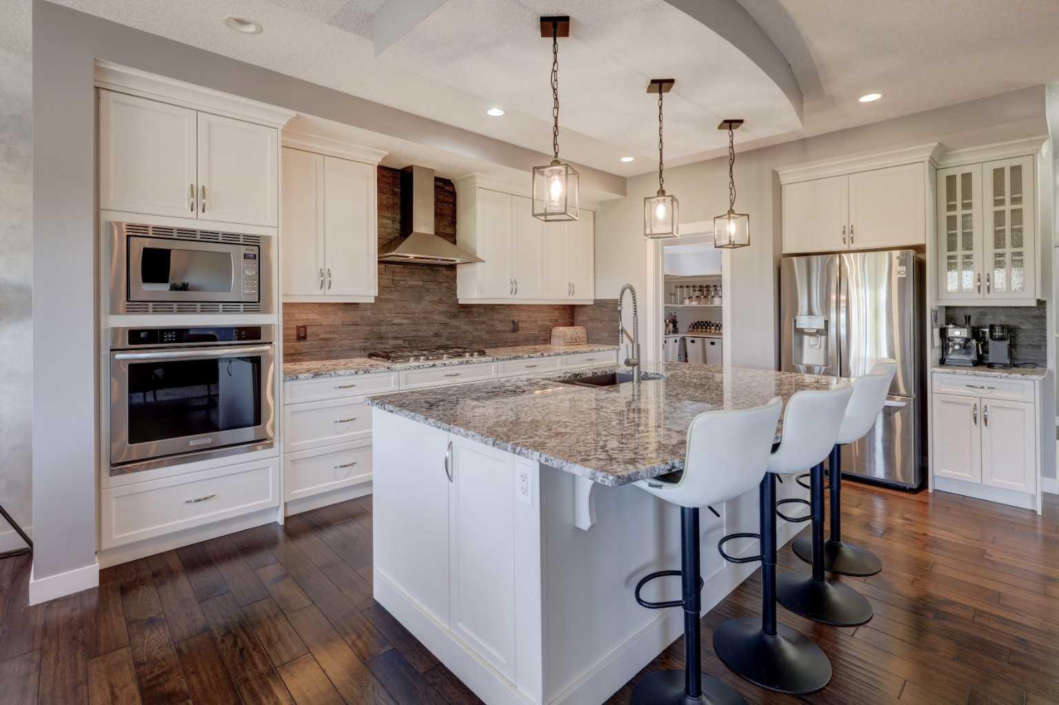 213 Kingsmere Cove SE