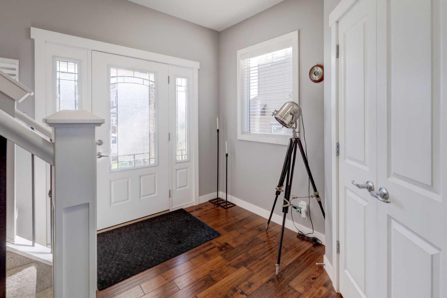 213 Kingsmere Cove SE