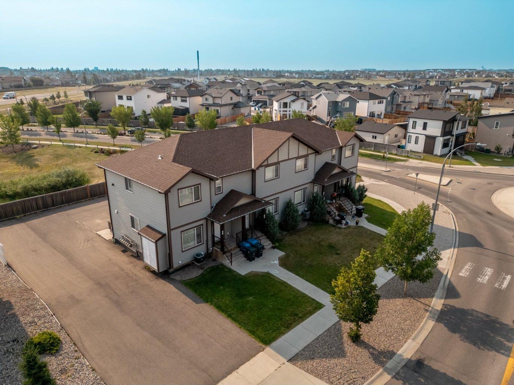 Photo of 103 Crocus Terrace W #5, Lethbridge, AB T1J 5J3 (MLS # A2334102)