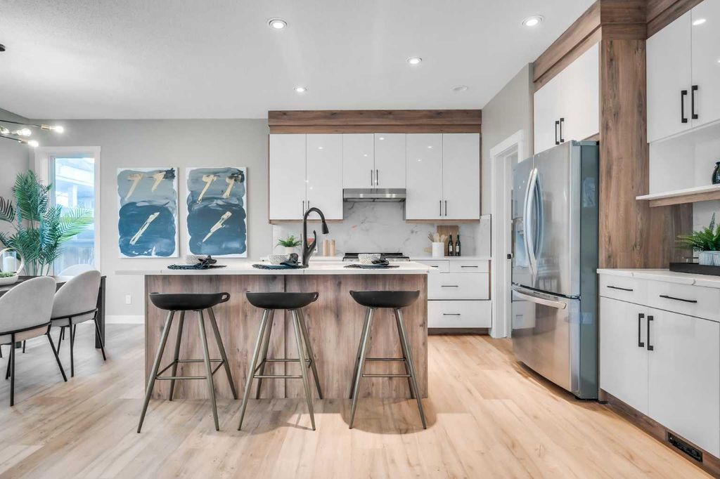Photo of 198 Panamount Villas NW, Calgary, AB T3K 6K2 (MLS # A2306389)