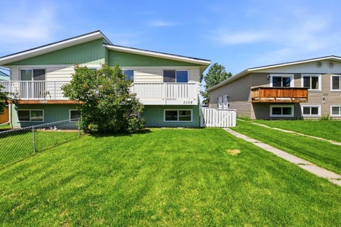 Photo of 2108 23 Avenue Close, Bowden, AB T0M 0K0 (MLS # A2318907)