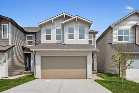 Photo of 43 Belvedere Point SE, Calgary, AB T2A 7Y9 (MLS # A2280047)