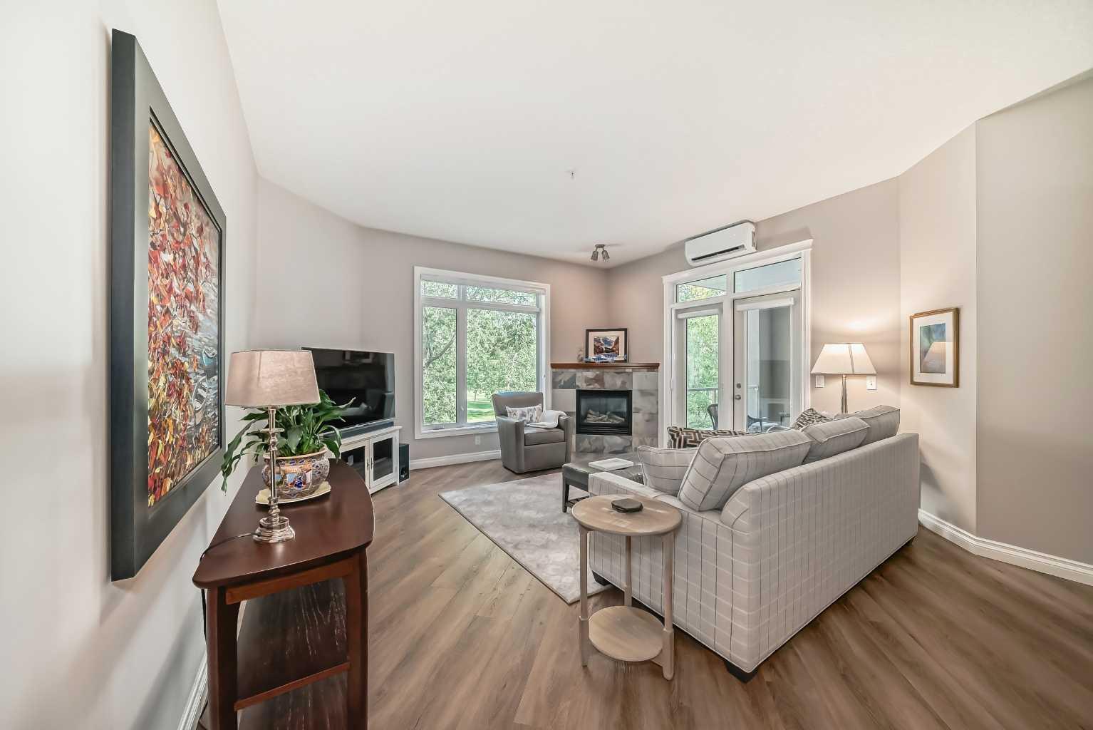 14 Hemlock Crescent SW 7204