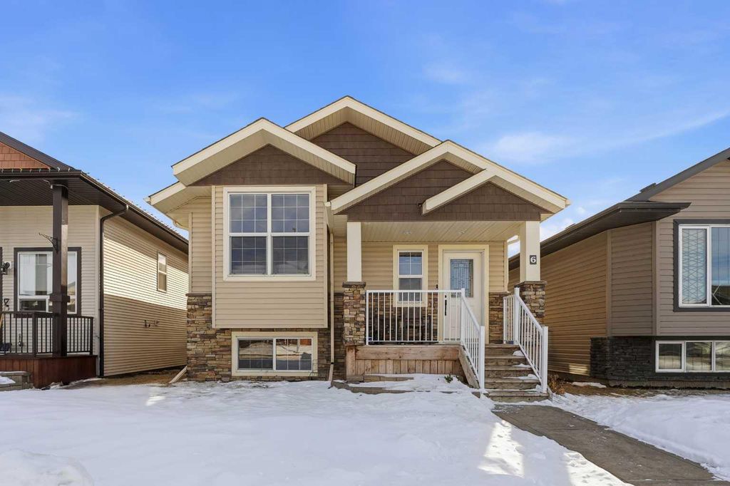Photo of 6 Harvest Close, Penhold, AB T0M 1R0 (MLS # A2288523)