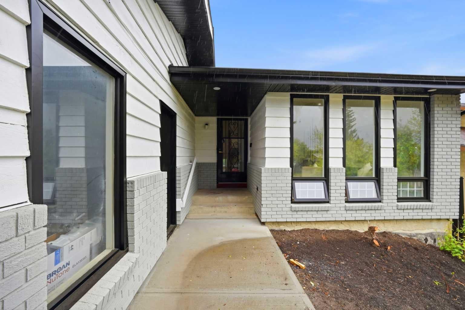300 Edgehill Drive NW