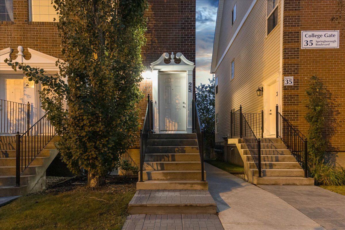 29 Springborough Boulevard SW 25