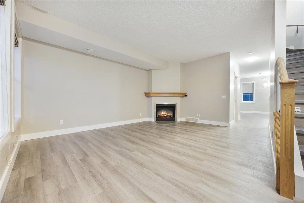 29 Springborough Boulevard SW 25