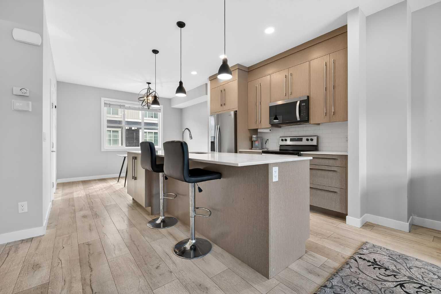 30 Cornerstone Manor NE 410