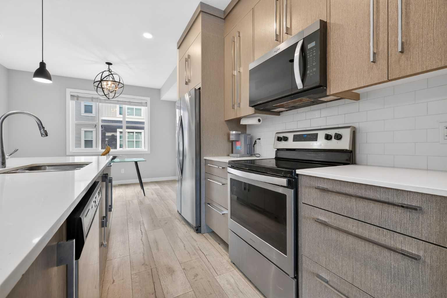 30 Cornerstone Manor NE 410