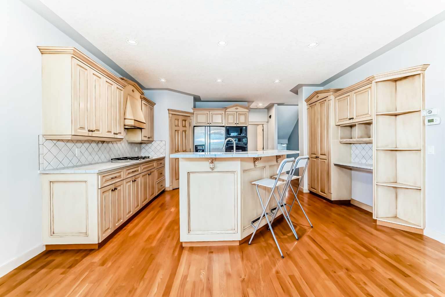 46 Valley Ponds Way NW