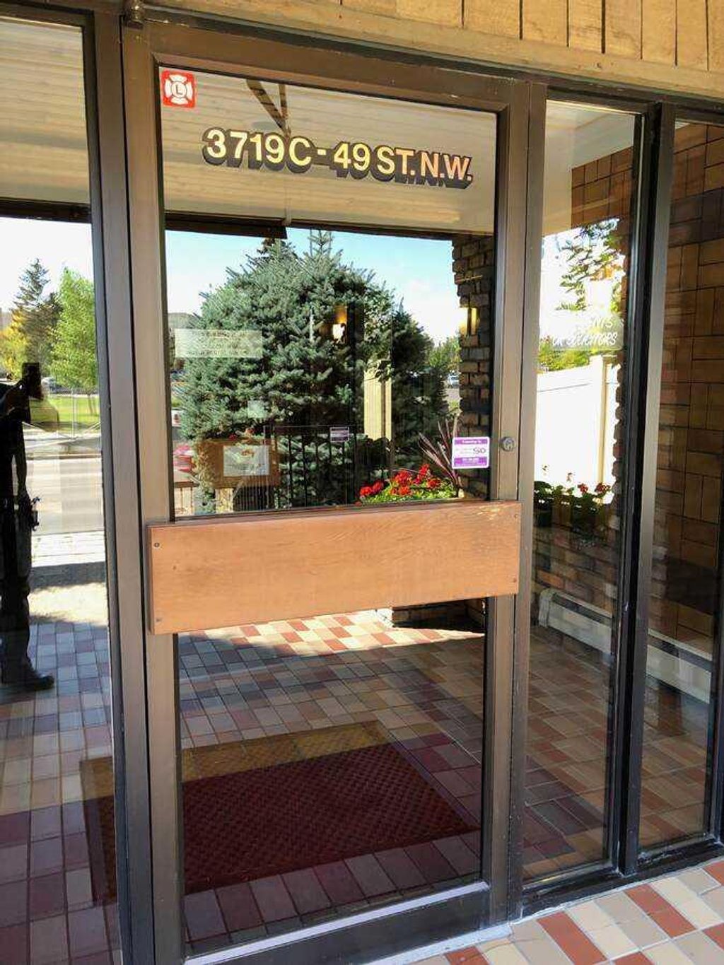 Photo of 3719C 49 Street NW #407, Calgary, AB T3A 2E3 (MLS # A2215203)