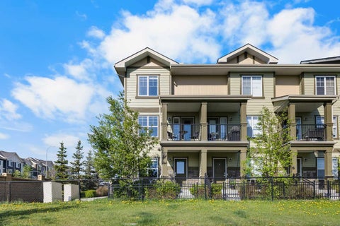 Photo of 111 Evanscrest Gardens NW, Calgary, AB T3P 0S1 (MLS # A2346341)