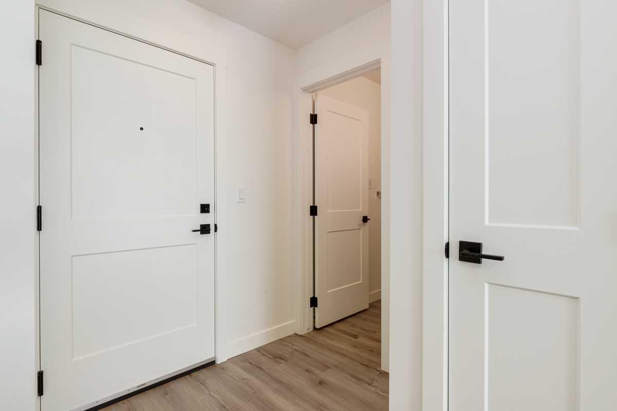 200 Seton Circle SE 4111