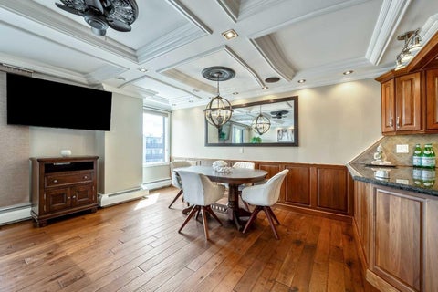 Photo of 1208 14 Avenue SW #302, Calgary, AB T3C 0V9 (MLS # A2314642)