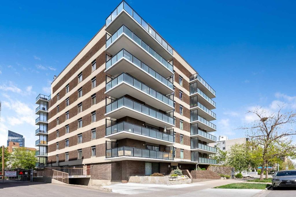 Photo of 1208 14 Avenue SW #302, Calgary, AB T3C 0V9 (MLS # A2314642)