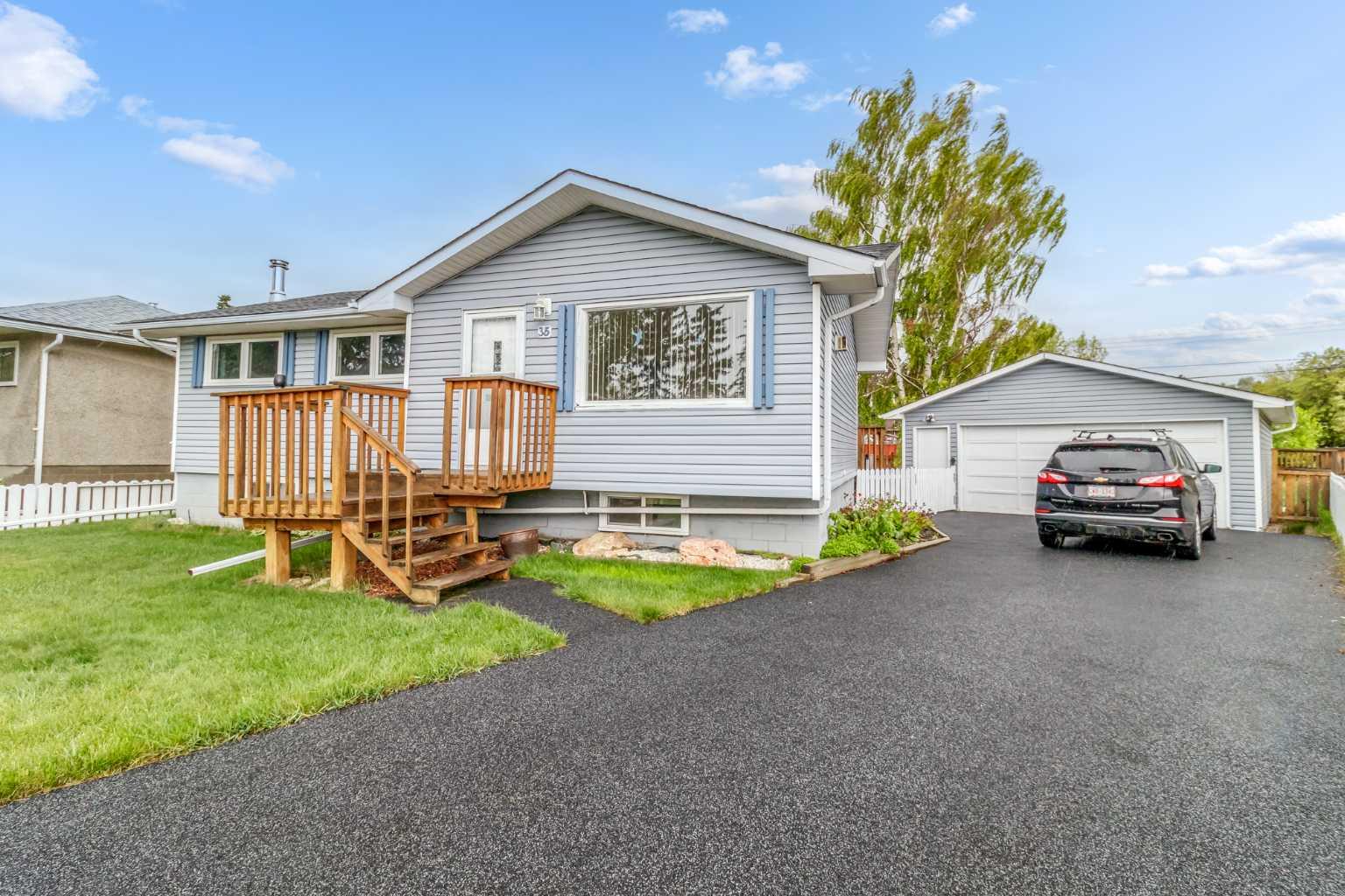 35 Beaupre Crescent