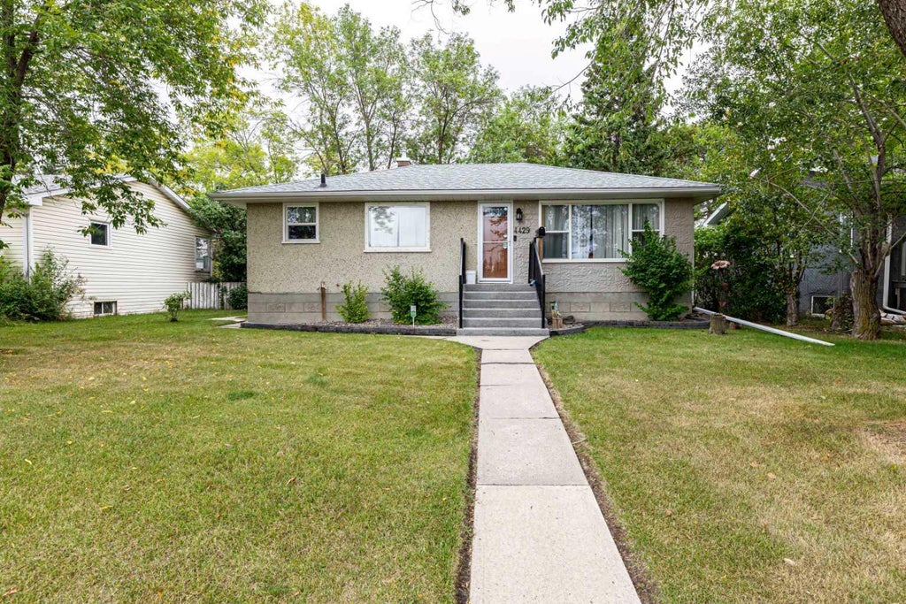 4429 41 AVENUE, RED DEER, AB T4N 2Y3 - Image 1914639113.jpeg?d=l