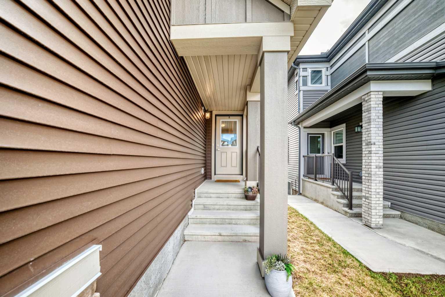 73 Lucas Heights NW