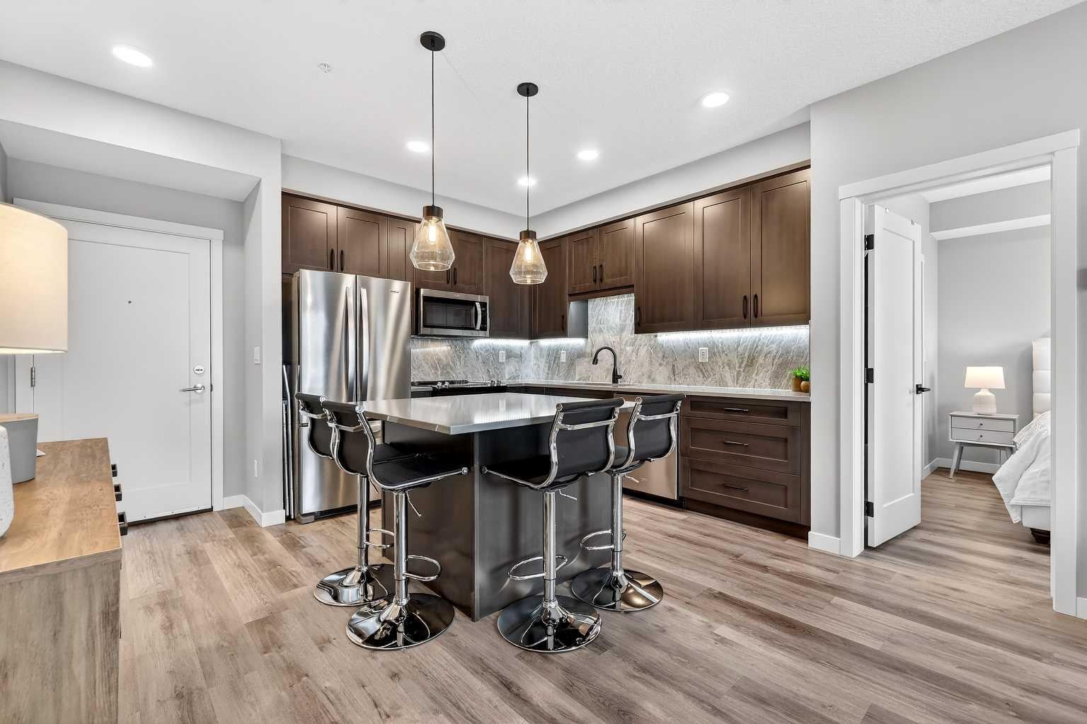 150 Shawnee Square SW 401