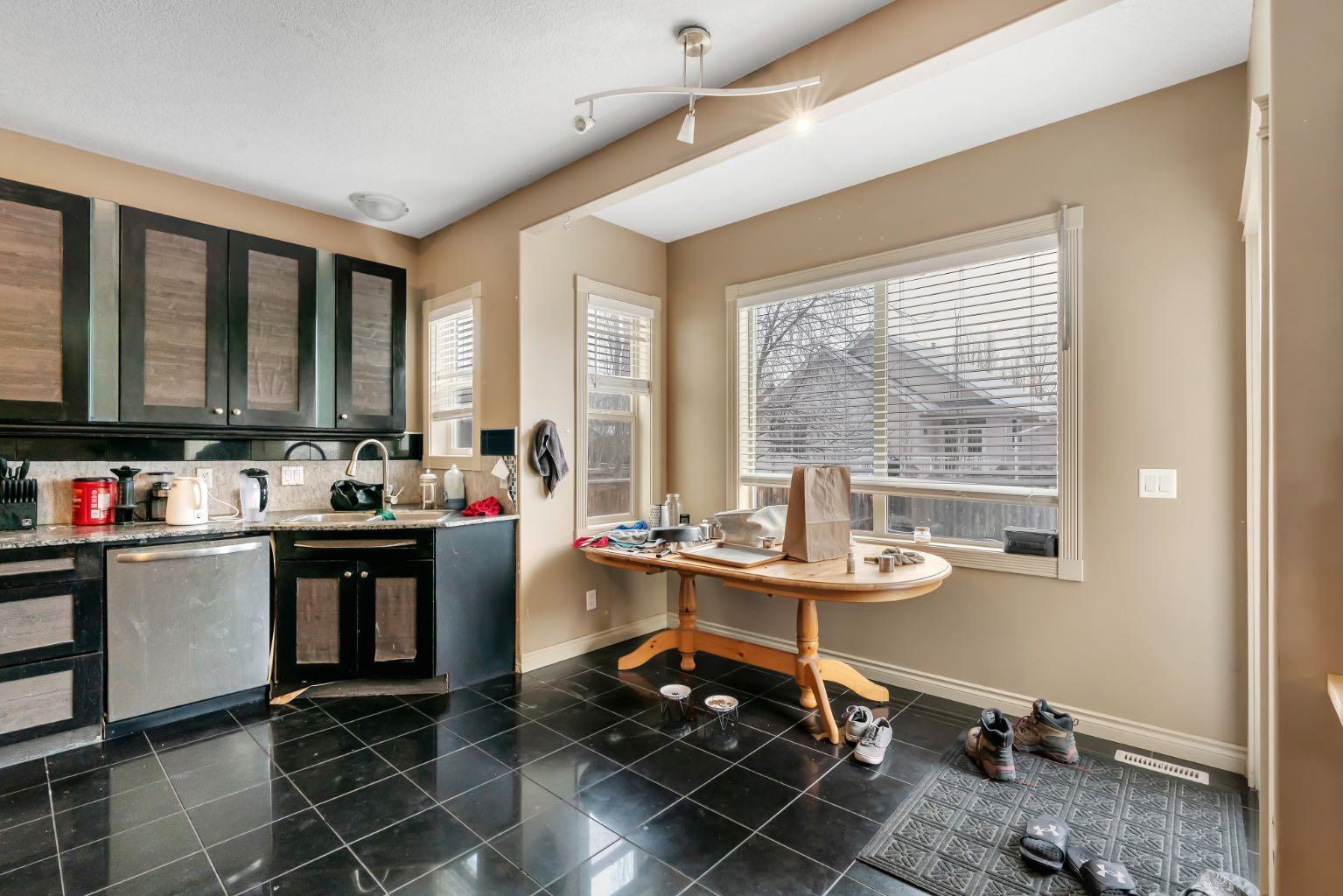 35 Cranleigh Drive SE