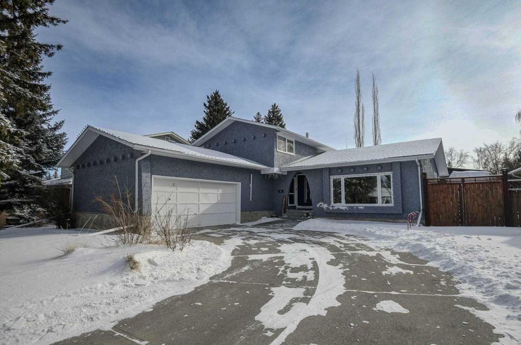 Photo of 311 Canterbury Place SW, Calgary, AB T2W 2B5 (MLS # A2287688)