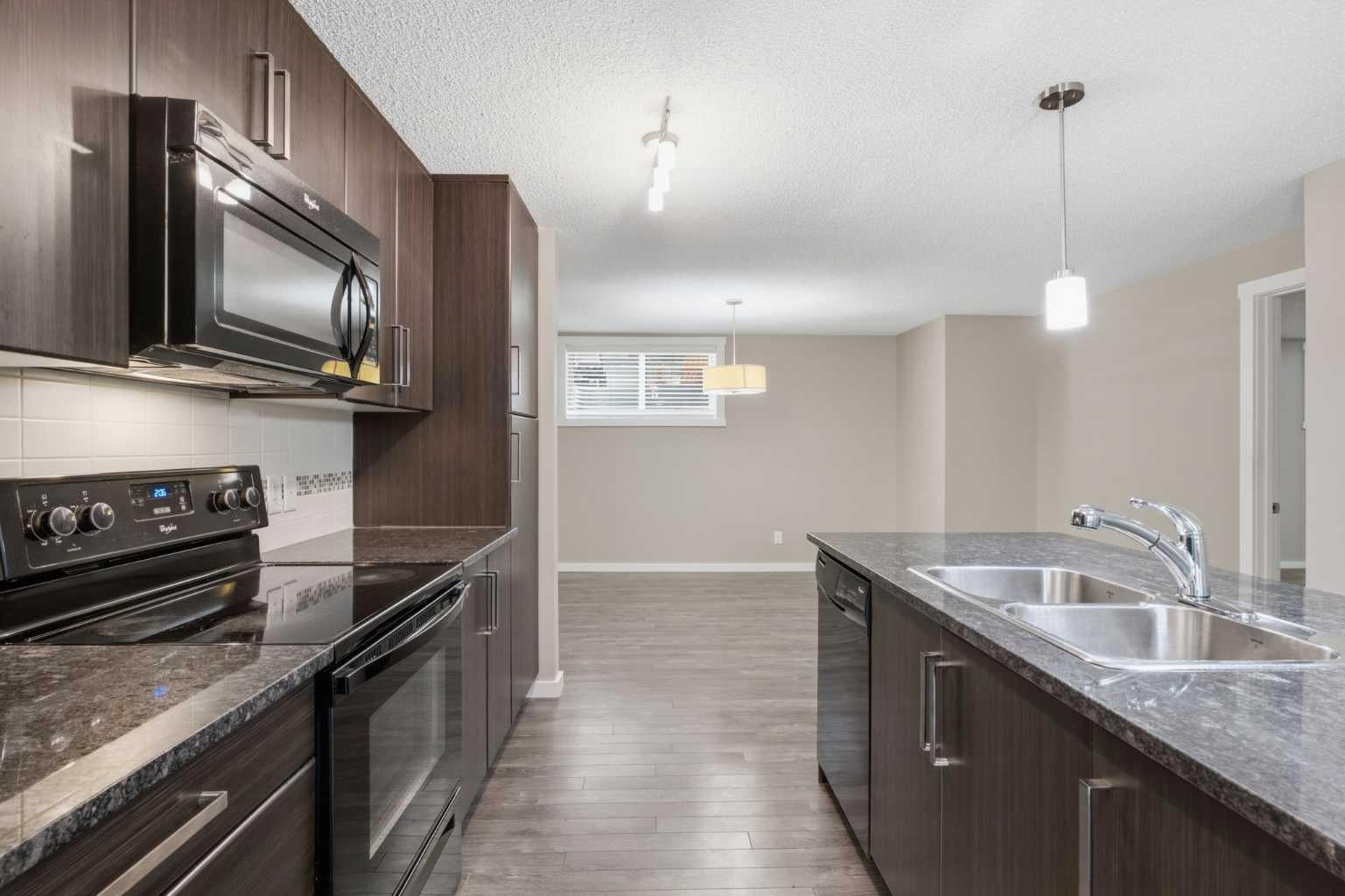 550 Mckenzie Towne Close SE