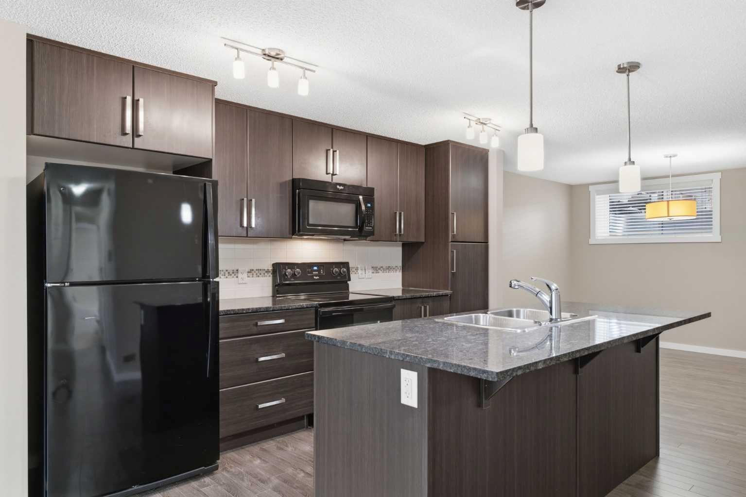 550 Mckenzie Towne Close SE
