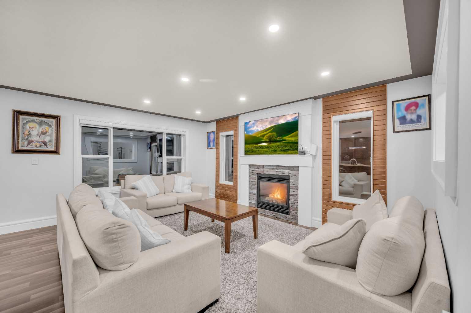 475 East Lakeview Road