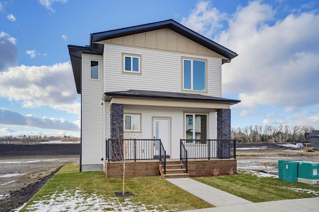 Photo of 4352 61 Avenue, Innisfail, AB T4G 0P3 (MLS # A2354552)