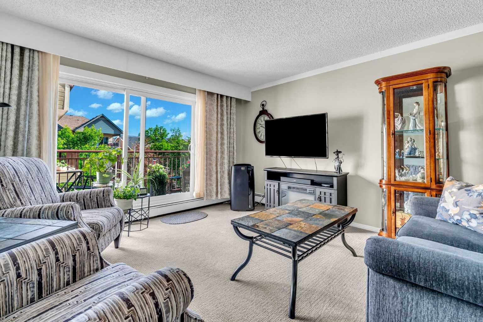723 57 Avenue SW 428