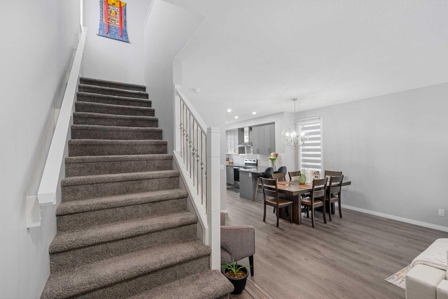 56 Belmont Green SW