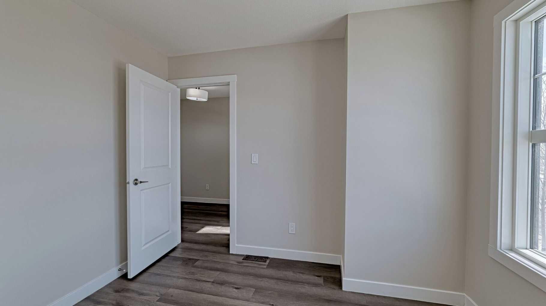 282 Alpine Avenue SW