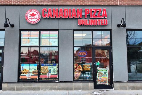 45 Greenbriar Lane NW Calgary AB T3B 6N4