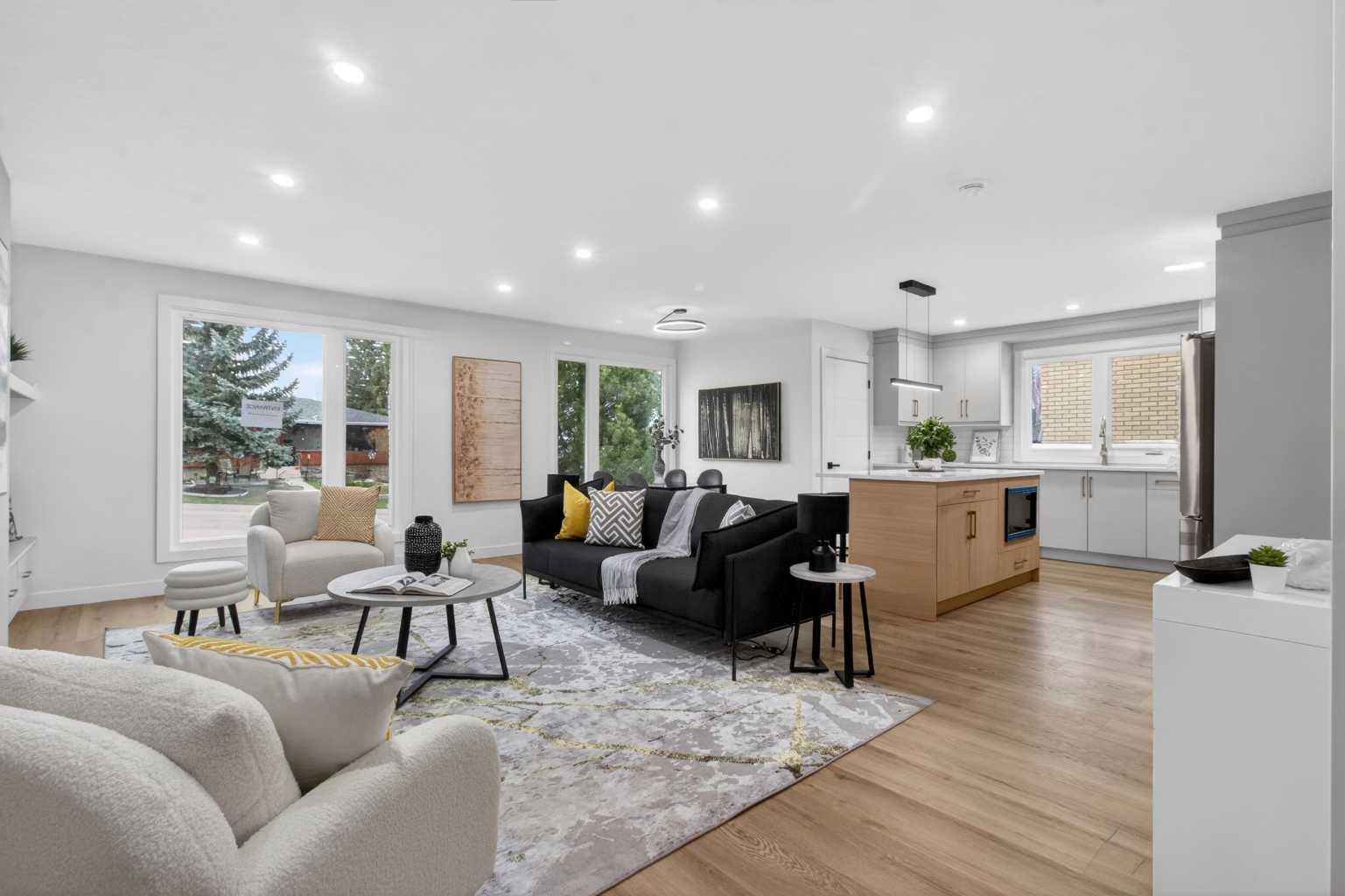 739 Sabrina Road SW