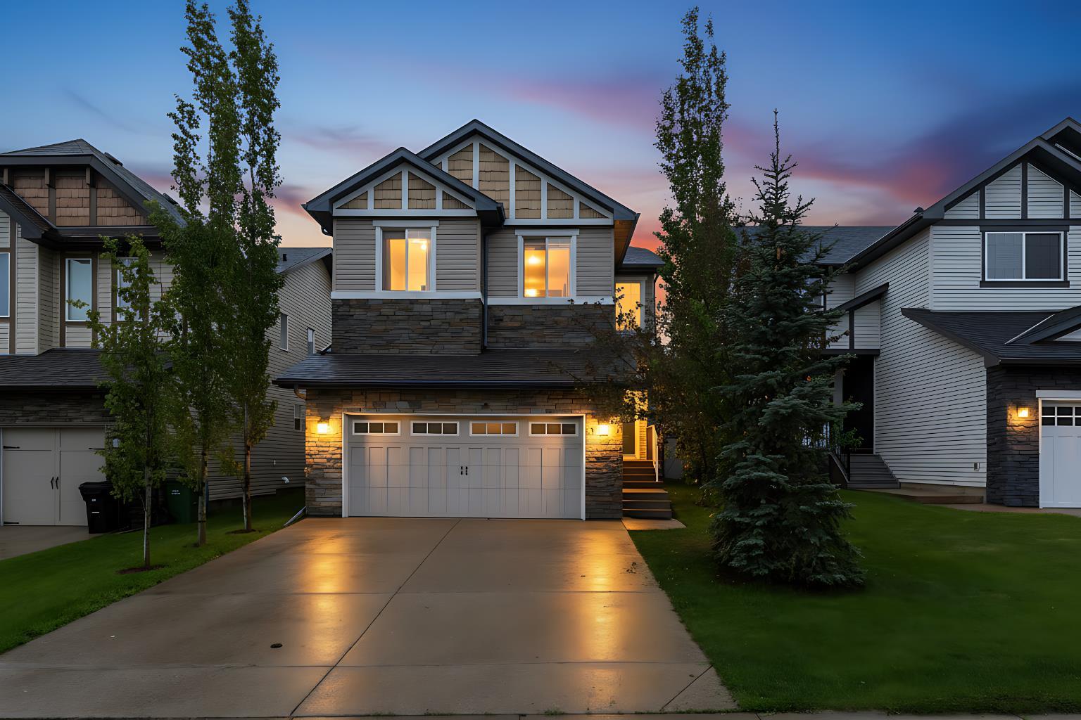 25 Silverado Skies Drive SW