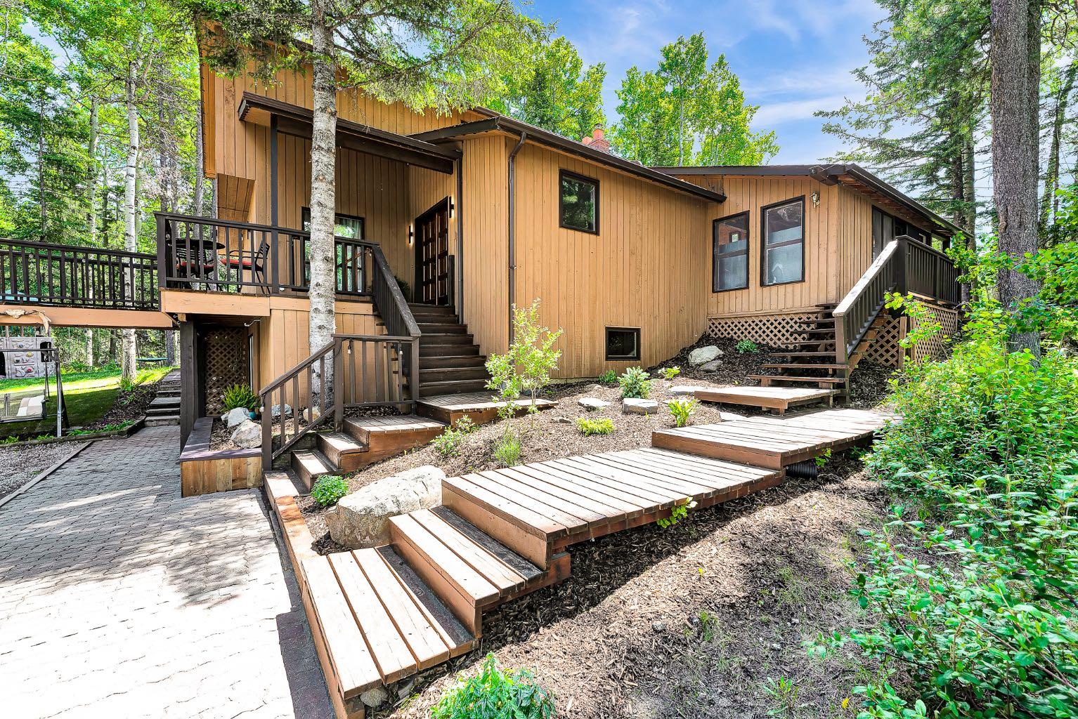 37 Aspen Creek Drive