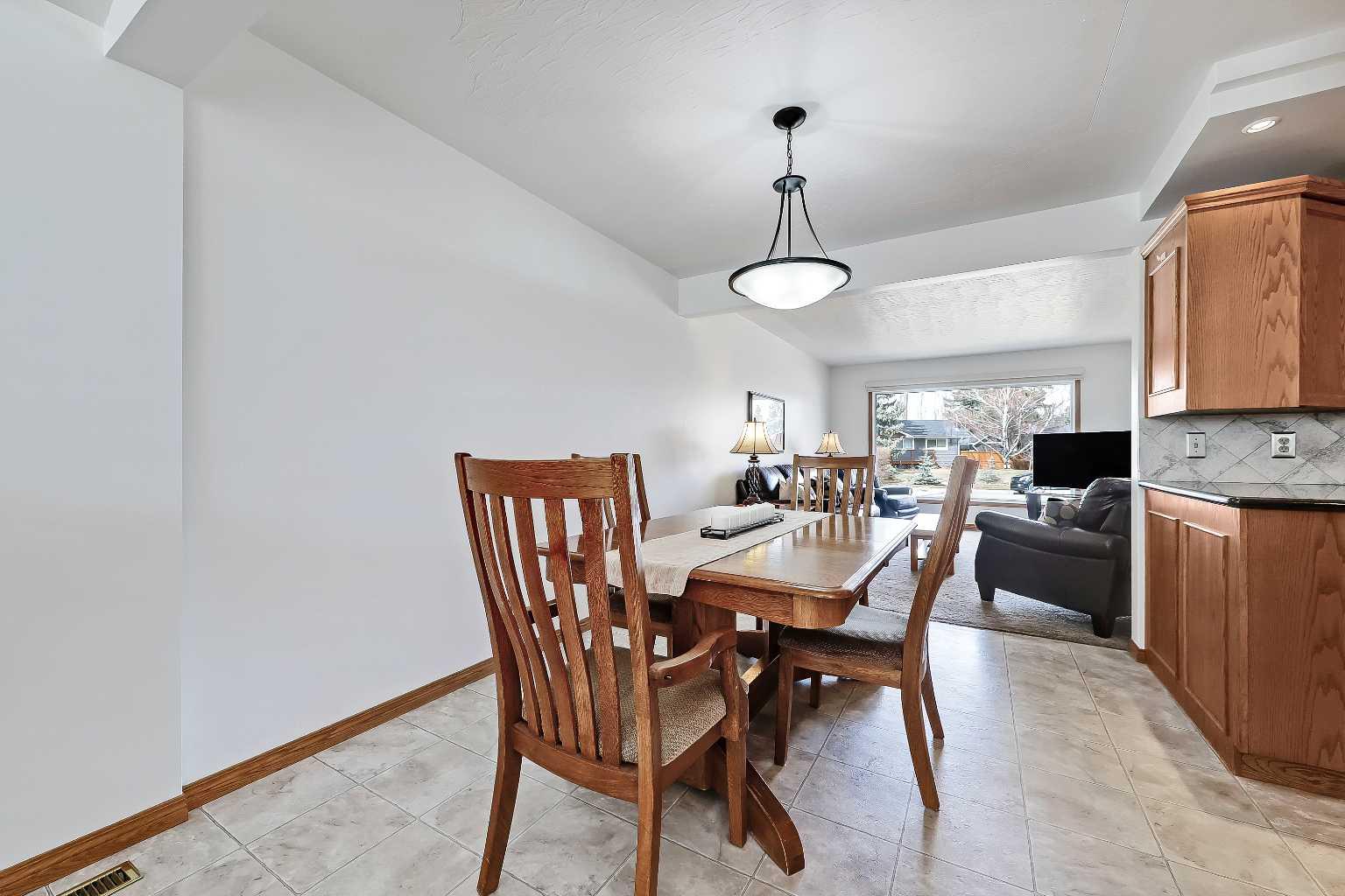 11 Wilshire Place SW