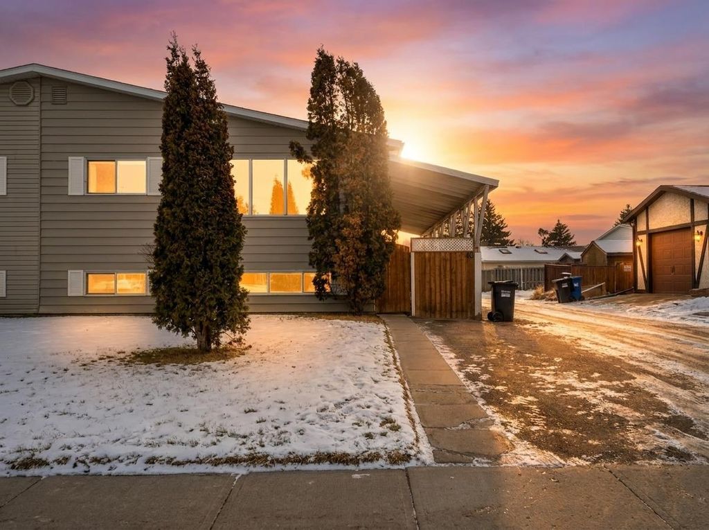 Photo of 40 Nyberg Avenue, Red Deer, AB T4P 1R5 (MLS # A2300581)
