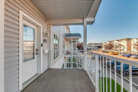 Photo of 364 Northlands Pointe NE, Medicine Hat, AB T1C 0C4 (MLS # A2342004)