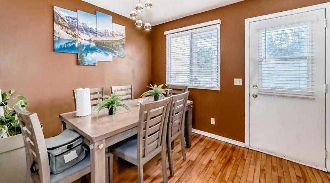 5625 TEMPLEHILL Road NE