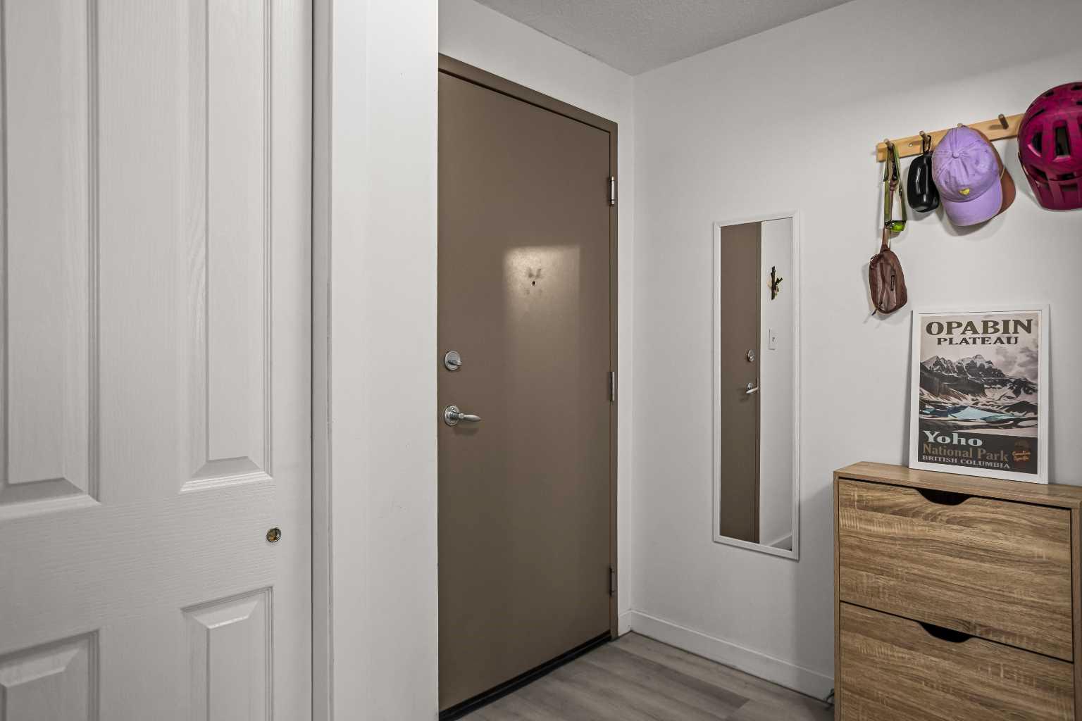 186 Kananaskis Way 1